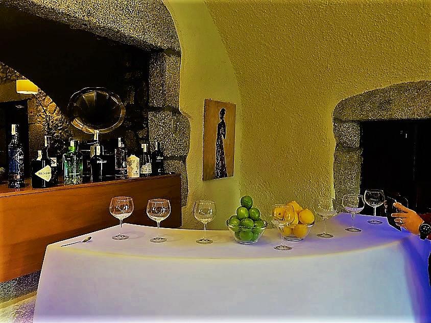Hotel La Fonda Dels Pirineus マサネット・デ・カブリニス エクステリア 写真
